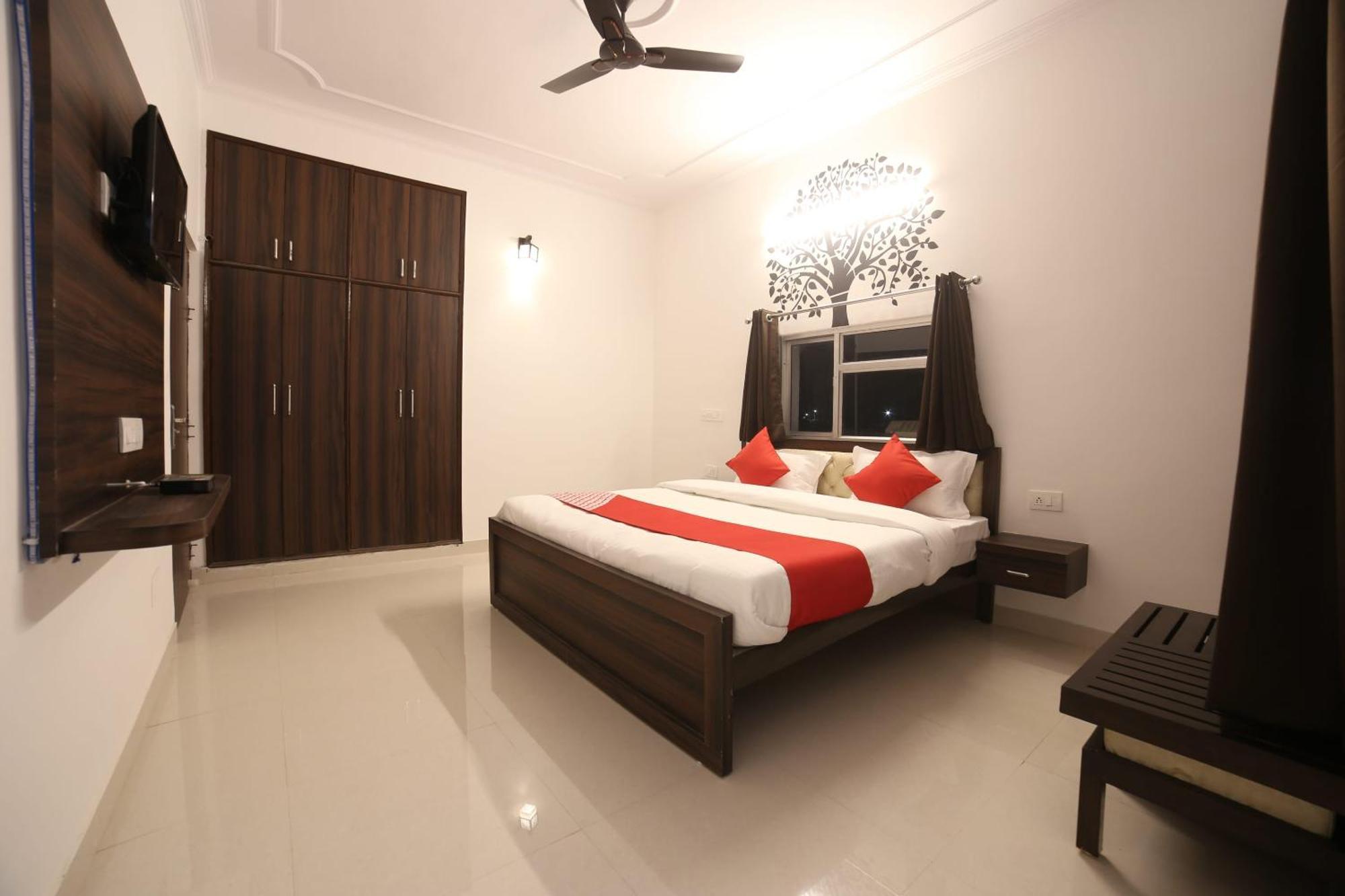 Flagship Hotel Crossroads Jaipur Exterior photo